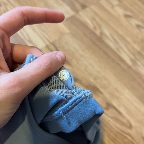 LuluLemon Align Cropped Tank Top in Chambray Size 6 - Picture 10 of 10